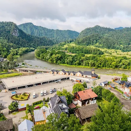 U Polowacy 아파트